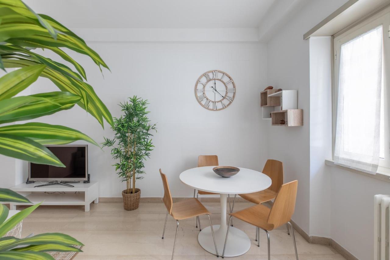 Iflat Cozy Apartment Near Saint Peter N° 2 Rome Luaran gambar